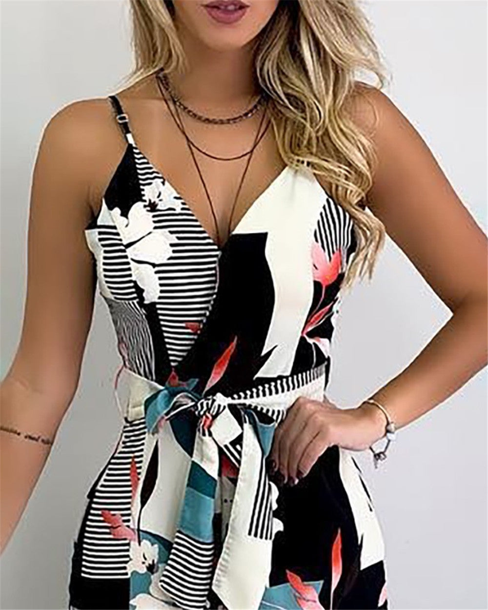 Printed jumpsuit suspenders wide-leg jumpsuit