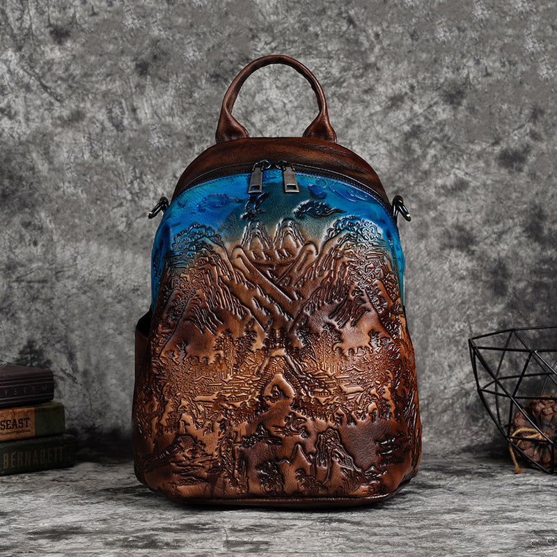 Vintage-embossed Vegetable Tanned Leather Backpack In Cowhide